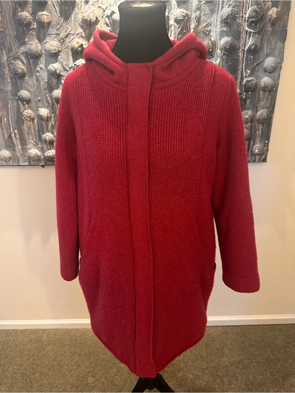 Morado Medium Red Hooded Coat 18” PTP - Picture 16 of 16